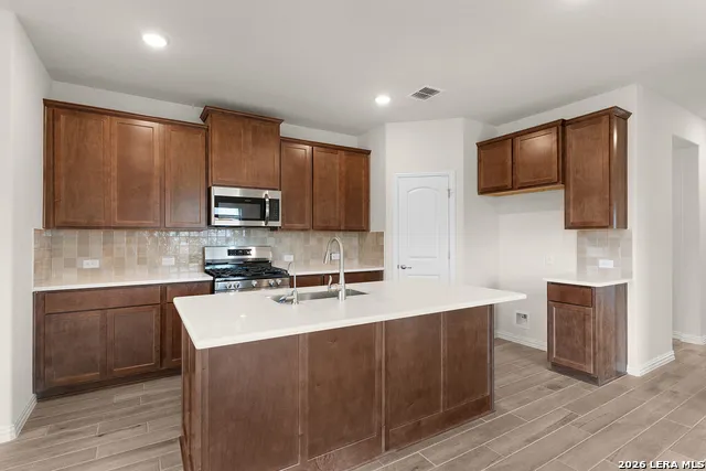 1862 Pining Street New Braunfels, TX 78132