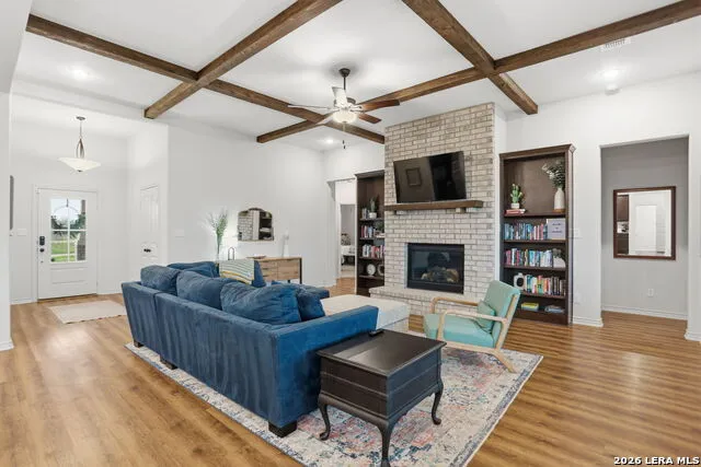 1302 COUNTRYSIDE BND Fredericksburg, TX 78624