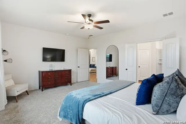 1302 COUNTRYSIDE BND Fredericksburg, TX 78624
