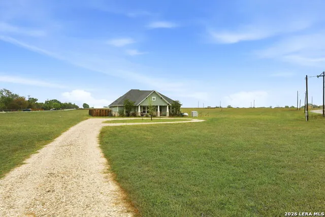 1302 COUNTRYSIDE BND Fredericksburg, TX 78624