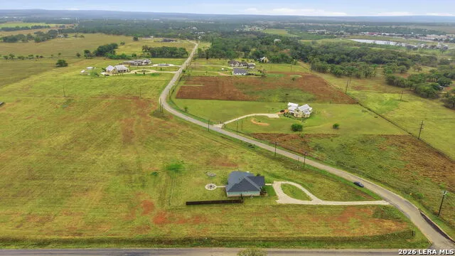1302 COUNTRYSIDE BND Fredericksburg, TX 78624