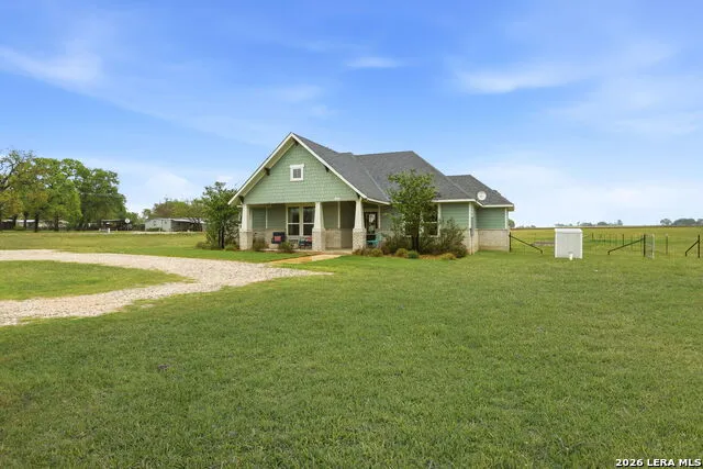 1302 COUNTRYSIDE BND Fredericksburg, TX 78624