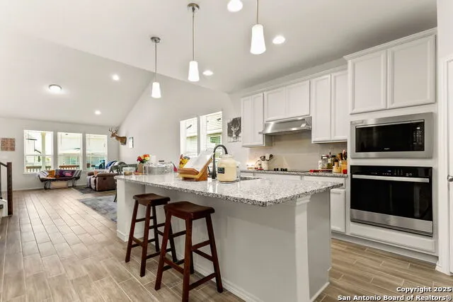 4012 Wild Bloom Seguin, TX 78155