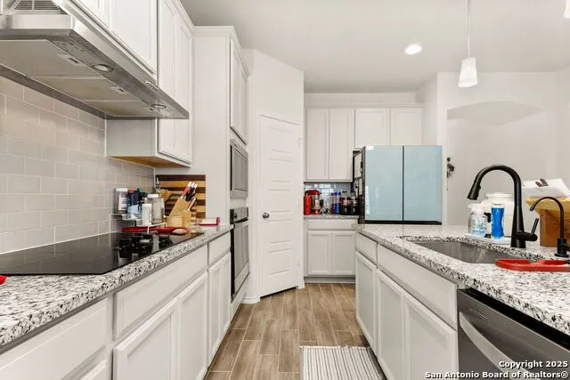 4012 Wild Bloom Seguin, TX 78155