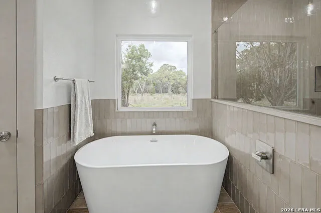39 Summertime Cir Wimberley, TX 78676