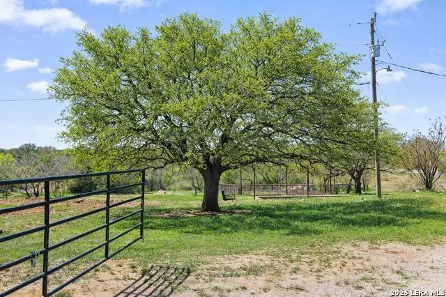 3410 W Ranch Road 152 Llano, TX 78643