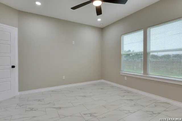 5507 PAGELAND DR Kirby, TX 78219