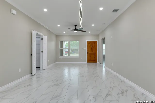 5507 PAGELAND DR Kirby, TX 78219