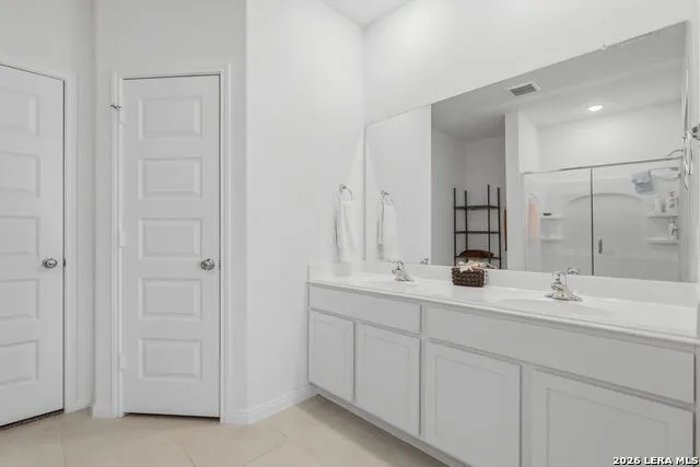 12319 Sunshine Hill Atascosa, TX 78002
