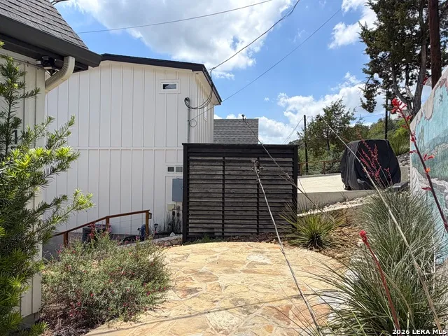 1758 Trail Pass Canyon Lake, TX 78133