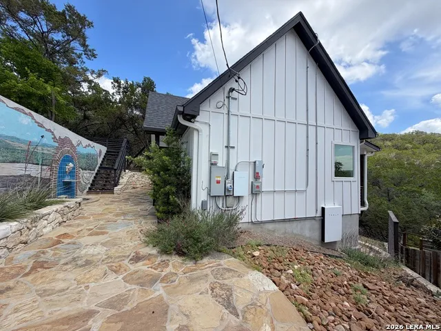 1758 Trail Pass Canyon Lake, TX 78133