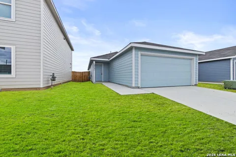 12731 Kathleen St
