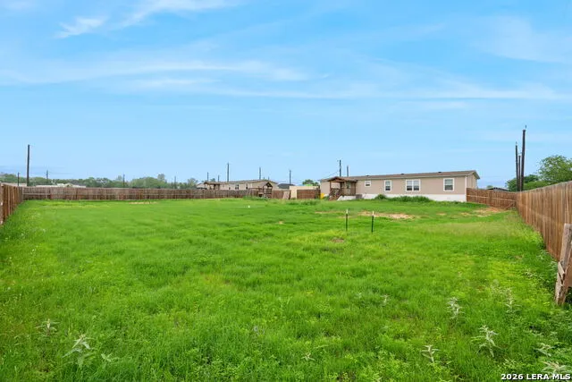 12606 Toro Dr Atascosa, TX 78002
