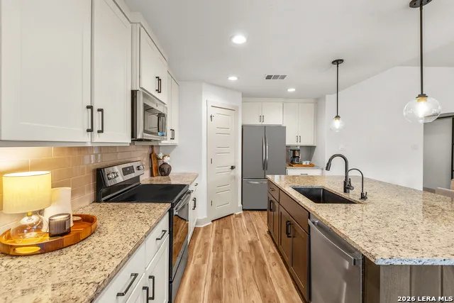 116 Hiram Cook Blanco, TX 78606