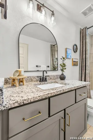116 Hiram Cook Blanco, TX 78606