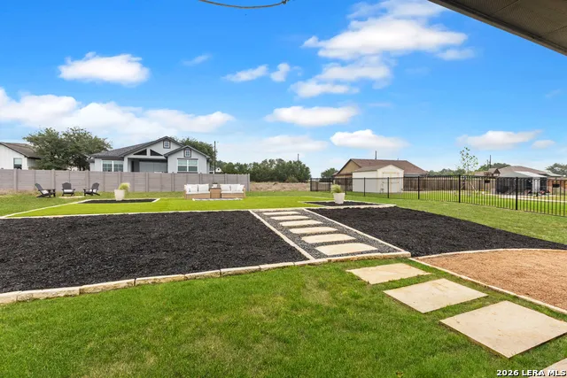 116 Hiram Cook Blanco, TX 78606
