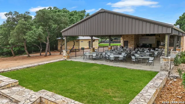 116 Hiram Cook Blanco, TX 78606