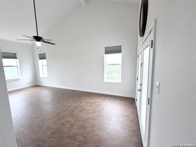 180 County Road 2750 Mico, TX 78056