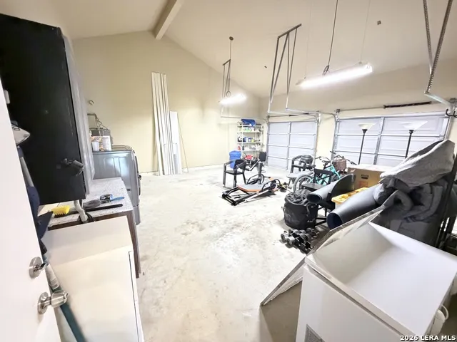 180 County Road 2750 Mico, TX 78056