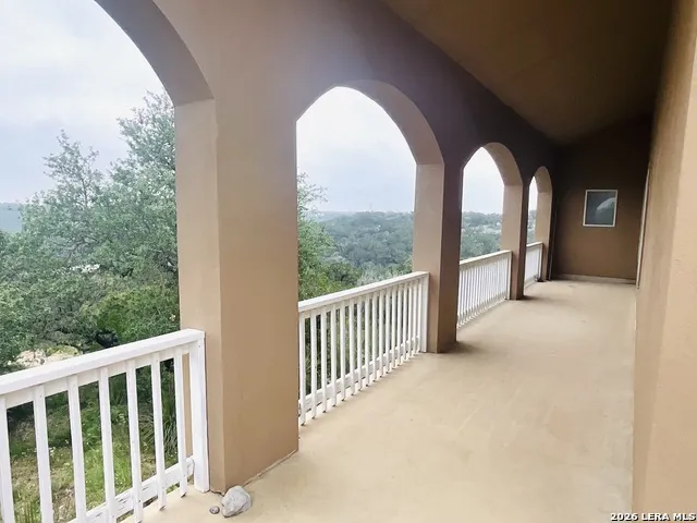 180 County Road 2750 Mico, TX 78056