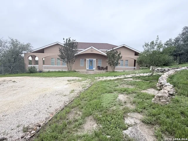 180 County Road 2750 Mico, TX 78056