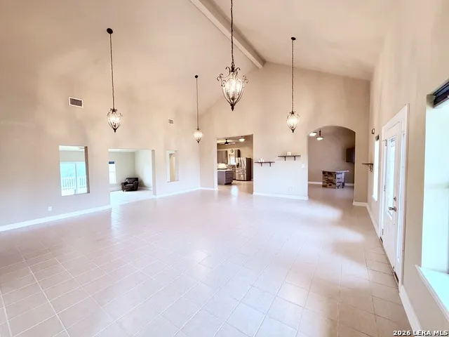 180 County Road 2750 Mico, TX 78056