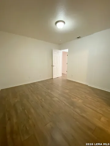 1311 PINE ST. Floresville, TX 78114