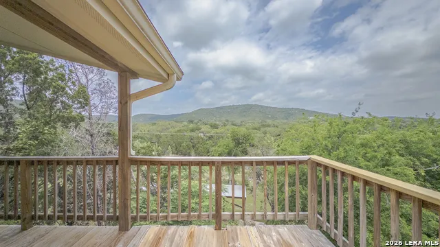 896 Rocky Creek Rd Medina, TX 78055