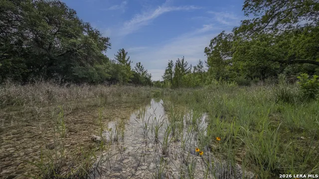 896 Rocky Creek Rd Medina, TX 78055