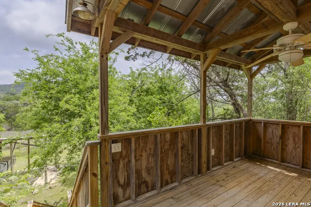 896 Rocky Creek Rd Medina, TX 78055