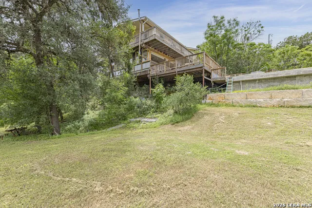 896 Rocky Creek Rd Medina, TX 78055