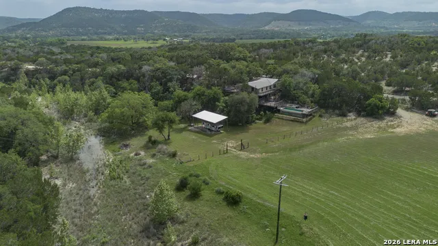 896 Rocky Creek Rd Medina, TX 78055
