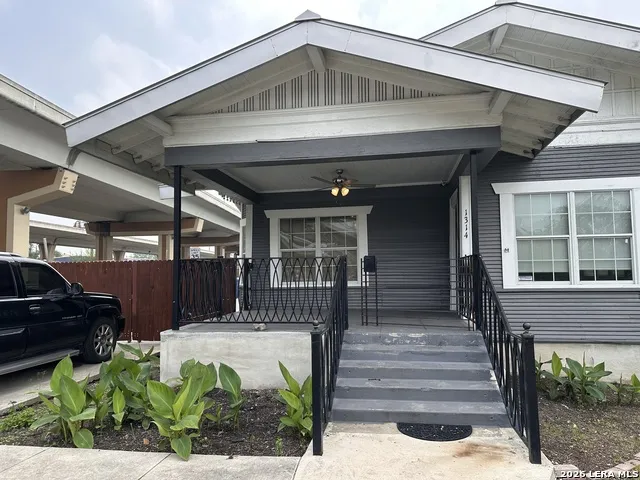 1314 W WOODLAWN AVE San Antonio, TX 78201