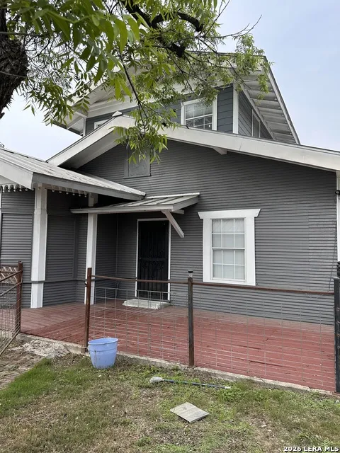 1314 W WOODLAWN AVE San Antonio, TX 78201