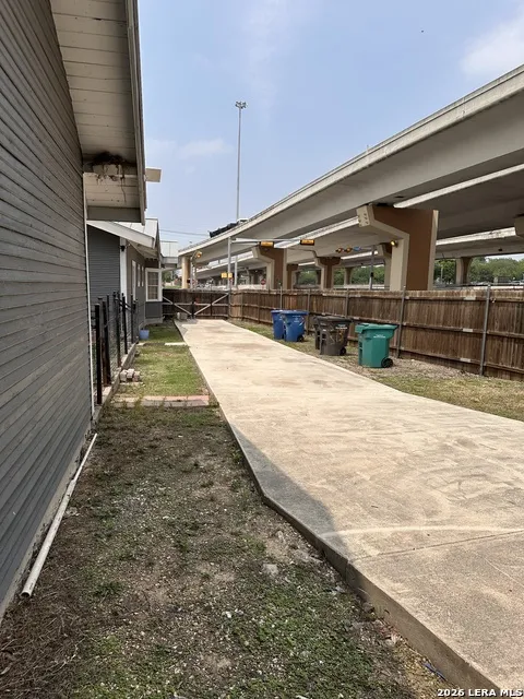 1314 W WOODLAWN AVE San Antonio, TX 78201