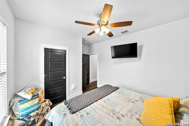 156 Woodbridge Dr La Vernia, TX 78121