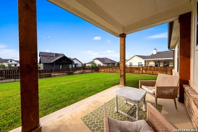 156 Woodbridge Dr La Vernia, TX 78121
