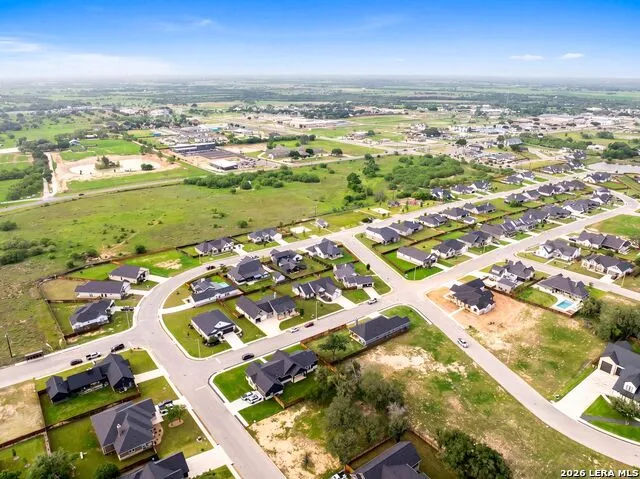 156 Woodbridge Dr La Vernia, TX 78121