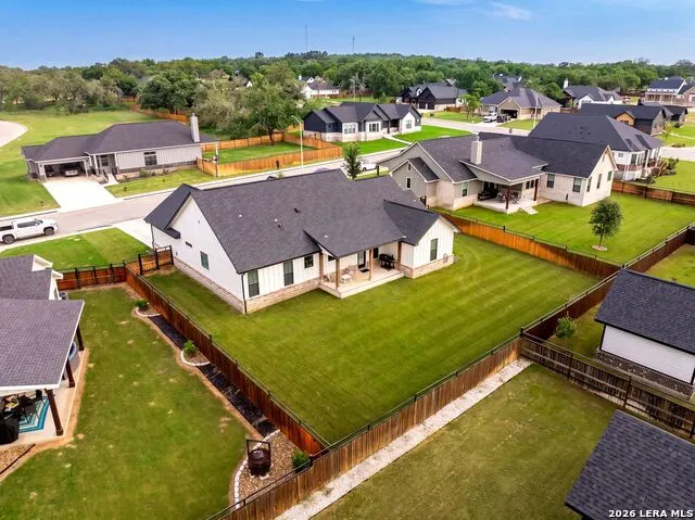 156 Woodbridge Dr La Vernia, TX 78121