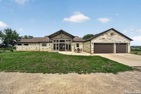 113 Jayhawk Ct