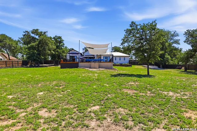 117 Chisum La Vernia, TX 78121