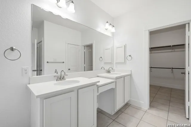 132 N Calvin Barrett Blanco, TX 78606