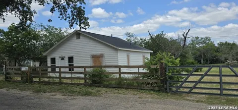 706 DEVINE DR