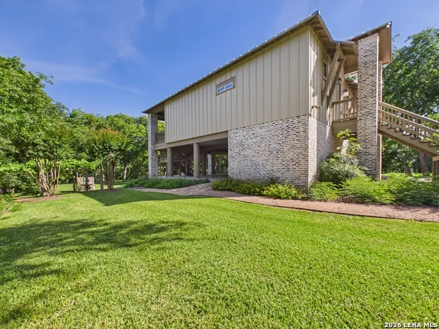 1238 SLEEPY HOLLOW LN New Braunfels, TX 78130