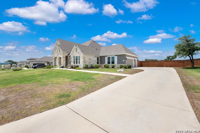154 Violet Way Castroville, TX 78009