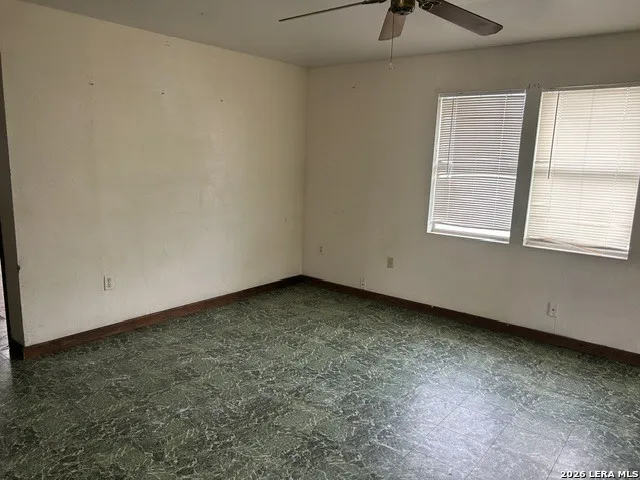 502 ALAMO ST Crystal City, TX 78839