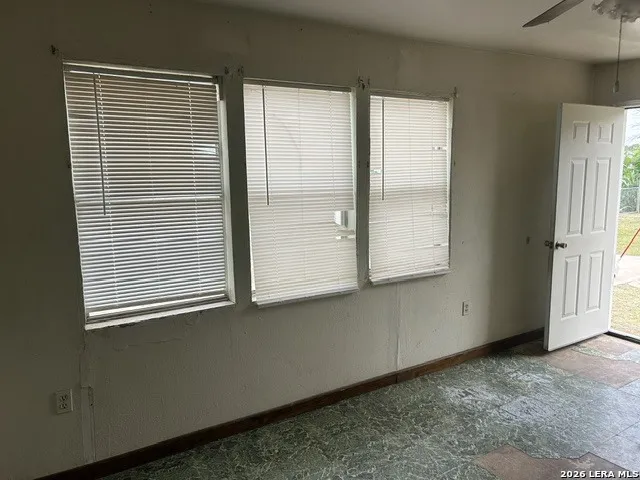 502 ALAMO ST Crystal City, TX 78839