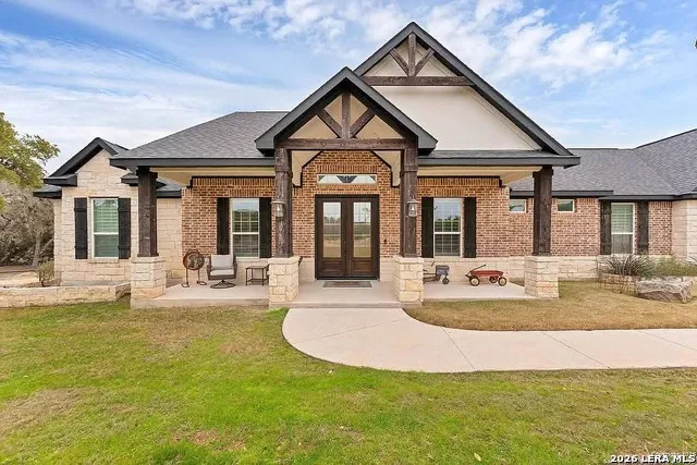 1033 MYSTIC SHORES BLVD Spring Branch, TX 78070