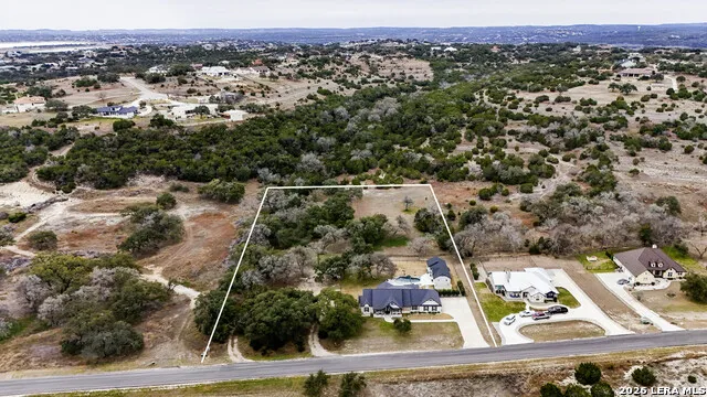 1033 MYSTIC SHORES BLVD Spring Branch, TX 78070