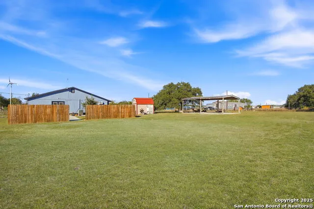 1037 county road 7711 Devine, TX 78016